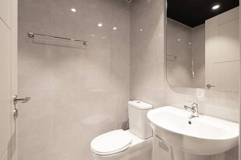Kabene Exotics Number One In Downtown Dubai Appartement
