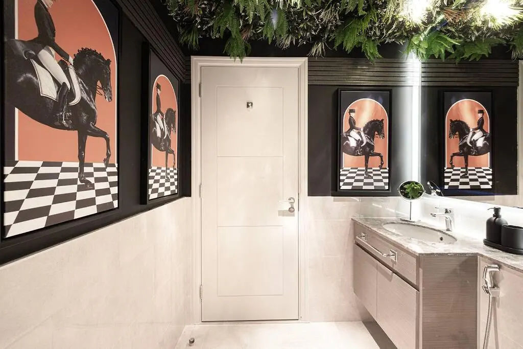 Kabene Exotics Number One In Downtown Dubai Appartement